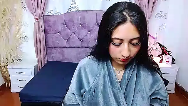 Wendy-13 online show from October 15, 2025, 5:50 am