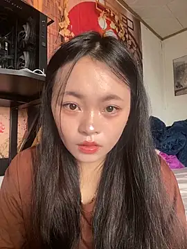 Snapshot of Julia-Elsa chatting on October 15, 2025, 3:27 am Julia-Elsa online show from October 15, 2025, 3:27 am