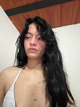 LiaCollings online show from May 28, 2026, 11:05 am