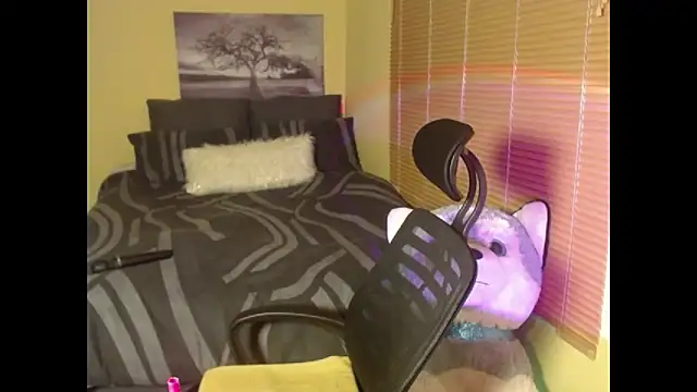 NawtyLisa online show from November 22, 2025, 11:47 pm