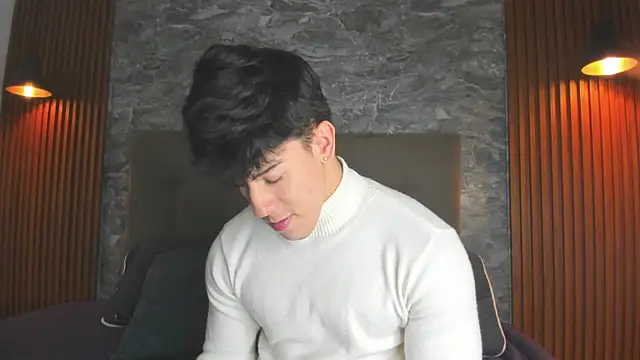 MaxCooper1 online show from October 8, 2025, 7:58 pm