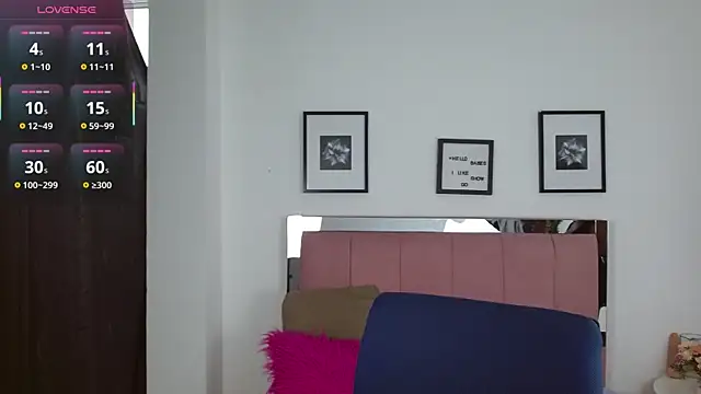 Lele F w online show from November 5, 2025, 9:07 pm