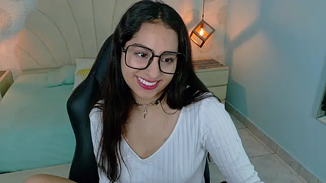 AIXATRISTA1 online show from March 19, 2026, 7:36 pm