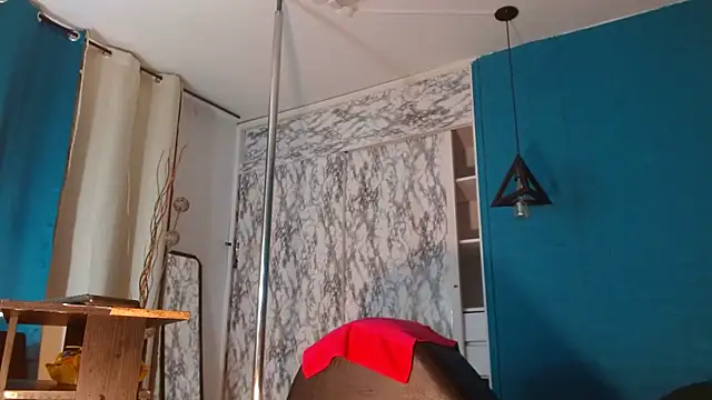 hanna mooreee online show from October 12, 2025, 6:31 pm