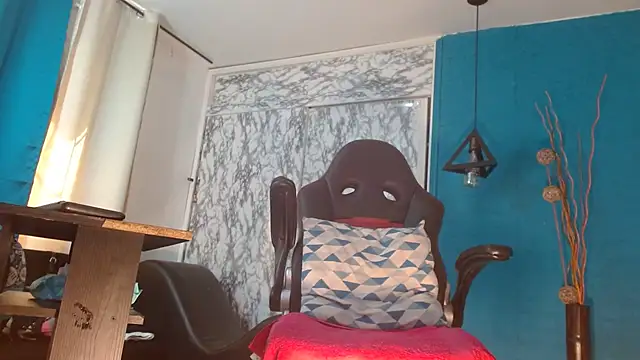 hanna mooreee online show from February 26, 2026, 7:03 pm