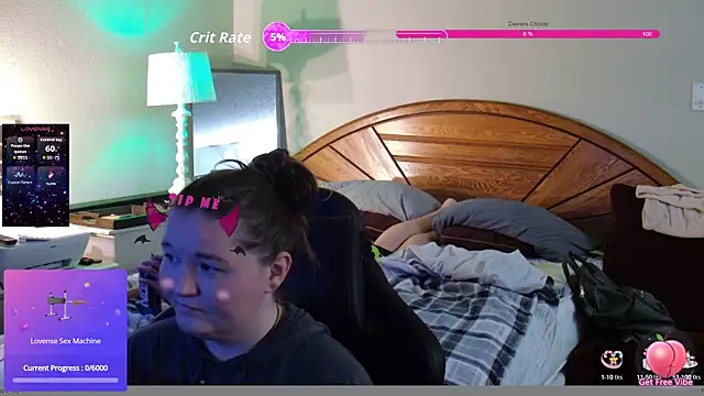 Foxtalez online show from October 1, 2025, 8:41 am