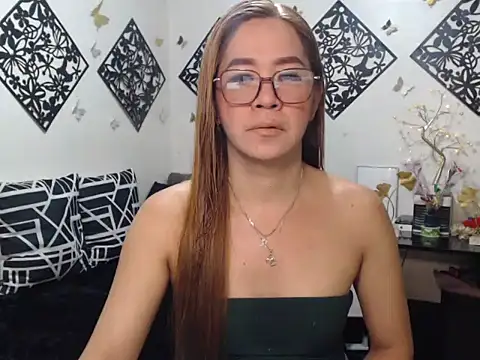 TheMISTRESSx69 online show from May 19, 2026, 9:33 pm