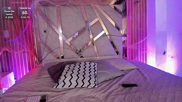 Snapshot of sweet_tamara_ chatting on October 24, 2025, 7:13 pm sweet tamara online show from October 24, 2025, 7:13 pm