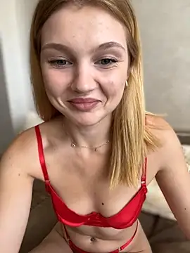 Emaline Fane online show from October 10, 2025, 12:17 pm