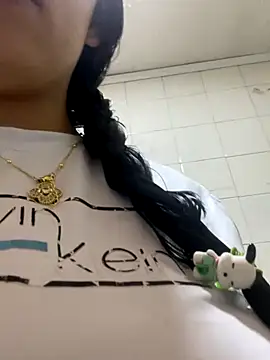 Mia garcia28 online show from December 2, 2025, 12:51 pm