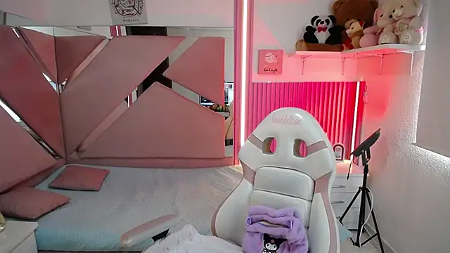 Snapshot of Mia_garcia28 chatting on June 10, 2026, 1:12 pm Mia garcia28 online show from June 10, 2026, 1:12 pm
