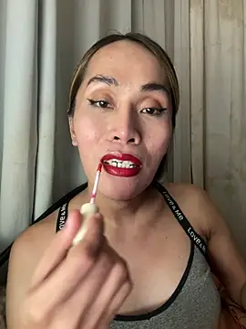 RomanticPearlTS online show from March 7, 2026, 1:27 pm