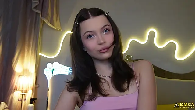 Snapshot of kellypeachcake chatting on December 22, 2025, 5:18 am kellypeachcake online show from December 22, 2025, 5:18 am