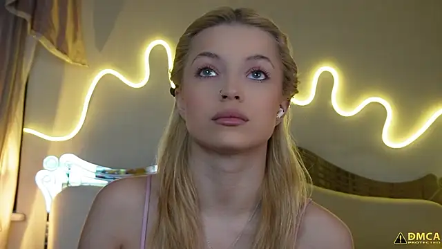 Snapshot of kellypeachcake chatting on November 23, 2025, 5:17 am kellypeachcake online show from November 23, 2025, 5:17 am