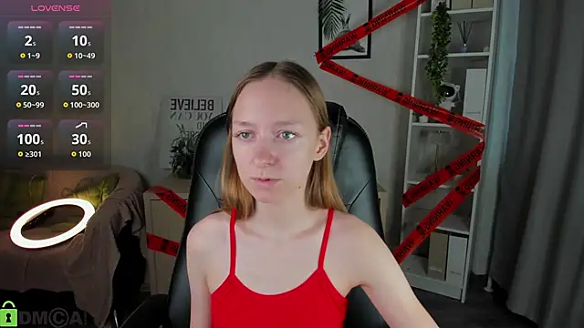 Snapshot of Mia_E1fie chatting on October 26, 2025, 8:04 am Mia E1fie online show from October 26, 2025, 8:04 am