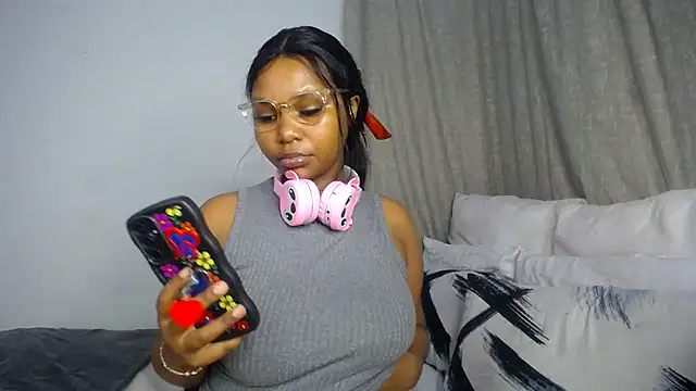 DarrkDeeva68 online show from January 10, 2026, 5:30 pm