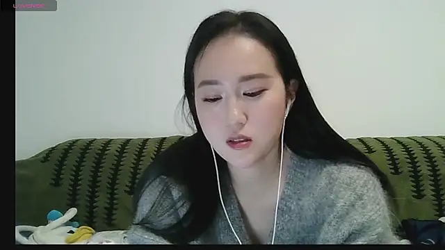 Snapshot of Belinda66 chatting on November 7, 2025, 6:45 pm Belinda66 online show from November 7, 2025, 6:45 pm