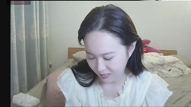 Snapshot of Belinda66 chatting on July 25, 2026, 3:51 pm Belinda66 online show from July 25, 2026, 3:51 pm
