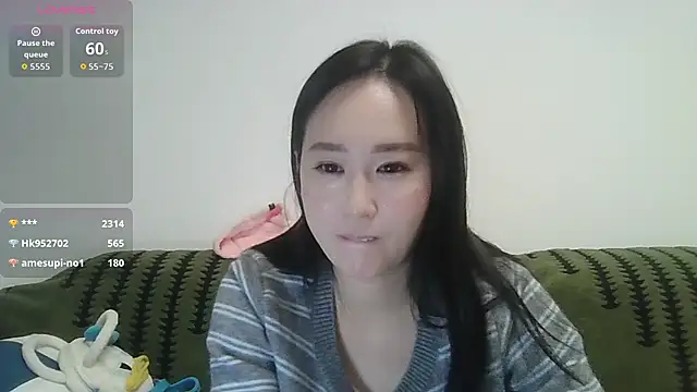 Snapshot of Belinda66 chatting on October 26, 2025, 2:50 pm Belinda66 online show from October 26, 2025, 2:50 pm