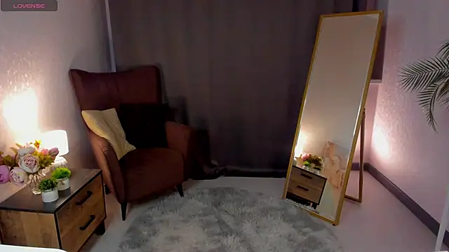 Snapshot of cute_luucy chatting on March 20, 2026, 3:40 am cute luucy online show from March 20, 2026, 3:40 am
