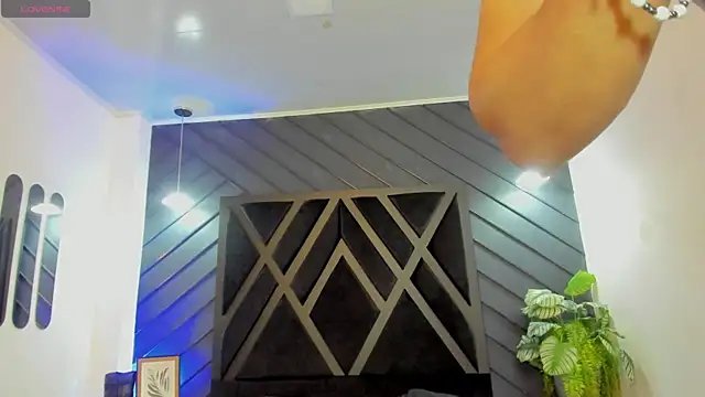 marco garciia  online show from December 19, 2025, 11:18 pm