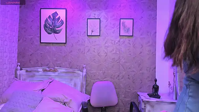 Dali collin online show from April 17, 2026, 1:14 pm