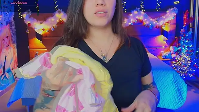 hanna kimura online show from December 5, 2025, 3:27 am