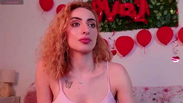 Snapshot of AuraPure chatting on February 17, 2026, 7:33 pm AuraPure online show from February 17, 2026, 7:33 pm