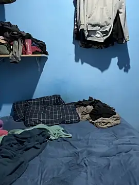 clara2111 online show from November 6, 2025, 6:23 pm