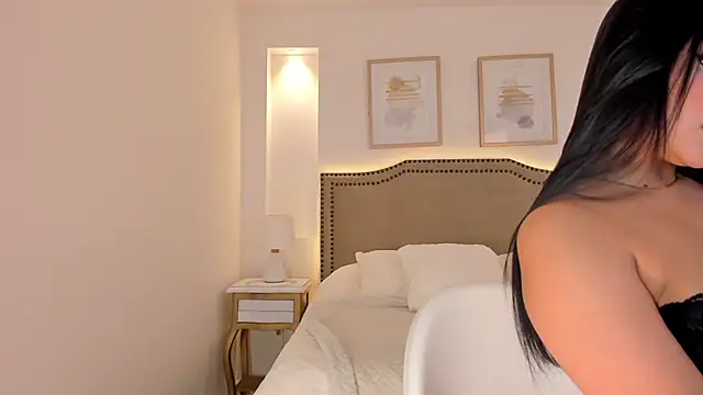 Amy azaela online show from December 15, 2025, 10:15 pm