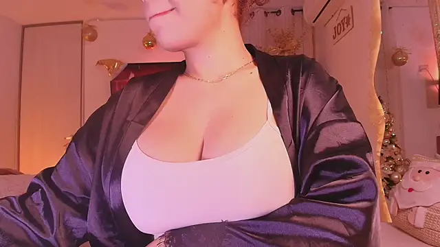 Snapshot of megansan_ chatting on November 26, 2025, 1:55 pm megansan online show from November 26, 2025, 1:55 pm