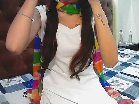 elize   online show from September 20, 2025, 9:36 am