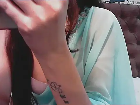 elize   online show from November 7, 2025, 12:48 am