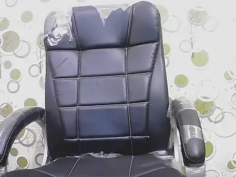 Snapshot of elize__ chatting on February 15, 2026, 6:14 am elize online show from February 15, 2026, 6:14 am