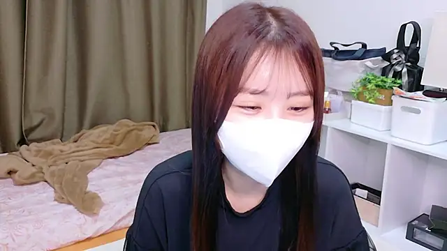 Ema o0 chan online show from December 21, 2025, 5:42 am