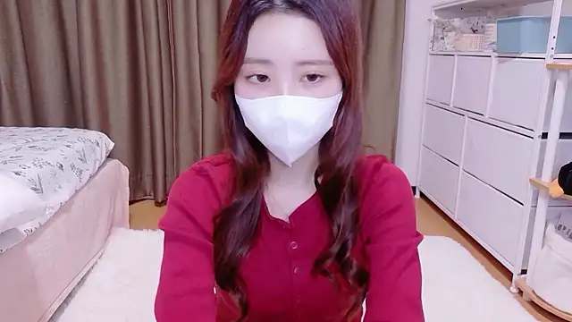 Ema o0 chan online show from April 12, 2026, 3:04 pm