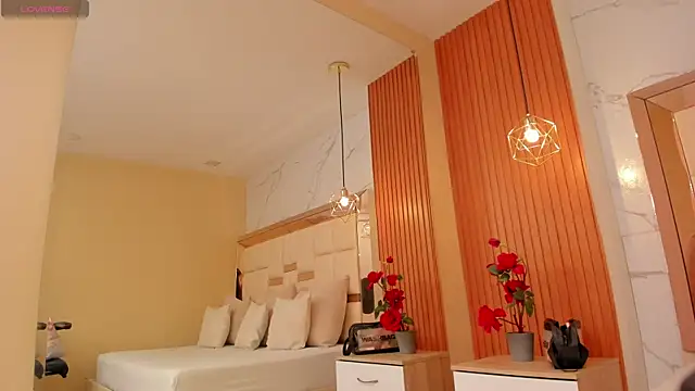 julieta rosee online show from May 26, 2026, 10:30 pm