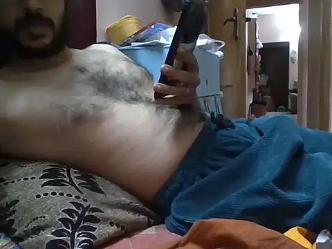 Snapshot of hashim1410 chatting on September 21, 2025, 4:45 pm hashim1410 online show from September 21, 2025, 4:45 pm