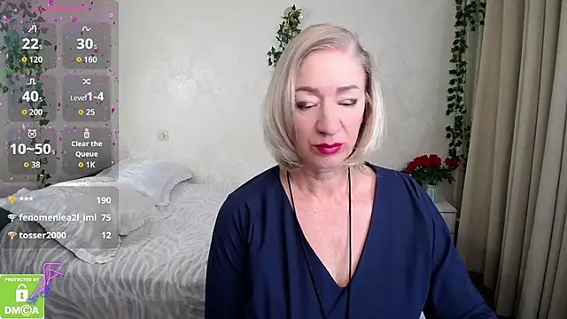 hunters woman online show from November 4, 2025, 12:25 am