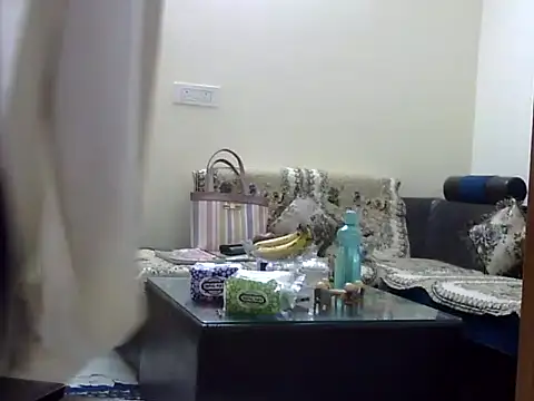 Simranjeet kaur26 online show from October 3, 2025, 10:39 am