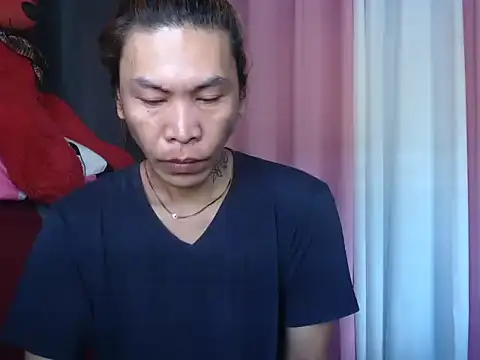 YourTopweng online show from March 18, 2026, 2:04 am