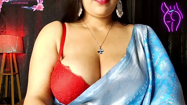 MissNasha online show from November 17, 2025, 9:02 am