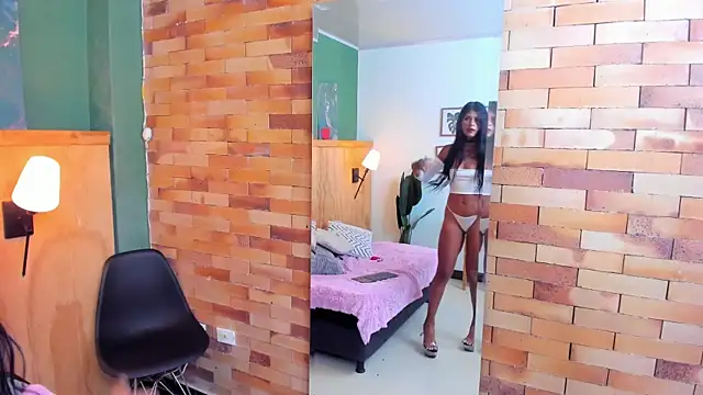 Snapshot of milavega_ chatting on November 22, 2025, 12:04 pm milavega online show from November 22, 2025, 12:04 pm