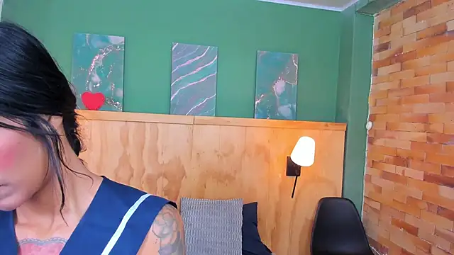 Snapshot of milavega_ chatting on October 27, 2025, 12:17 pm milavega online show from October 27, 2025, 12:17 pm