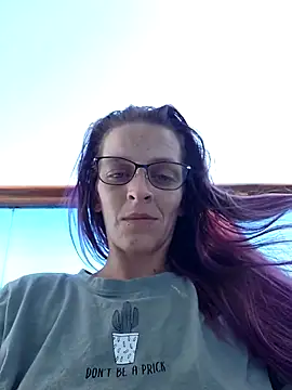 amymatthews92 online show from October 20, 2025, 5:13 pm