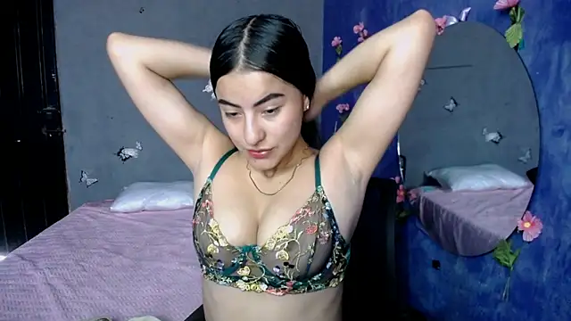 Karina sweet1 online show from October 10, 2025, 4:08 pm