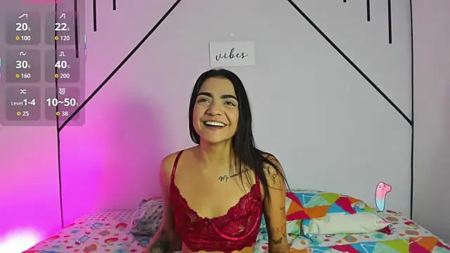 MiahCornell  online show from November 20, 2025, 7:36 pm