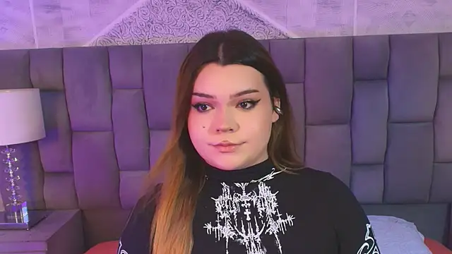 Maxxxine1 online show from December 4, 2025, 10:09 pm