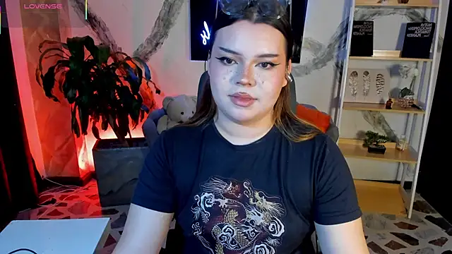 Maxxxine1 online show from December 22, 2025, 1:39 am