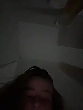 Snapshot of SeccySerena chatting on November 11, 2025, 12:05 am SeccySerena online show from November 11, 2025, 12:05 am